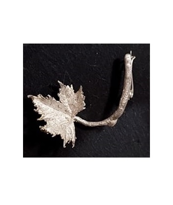 Sycamore leaf brooch